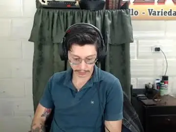 Chaturbate Live Porn of miguel__98