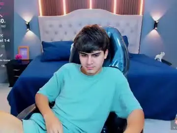 Chaturbate Watch Live Sex Cams of tommy18__