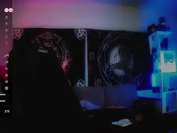 Chaturbate Nude Webcam of jennalovvee