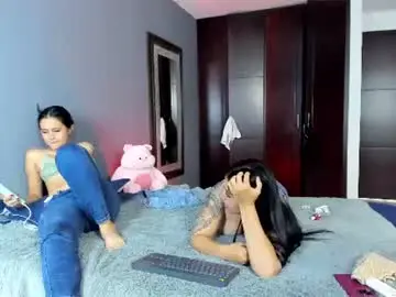 Chaturbate Live Sex Cam of marianaandvalen