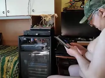 Chaturbate Watch Live Sex Cams of nakednudist72