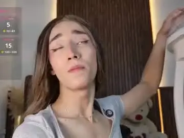 Chaturbate Live Sex Cam of tifanny_doll01