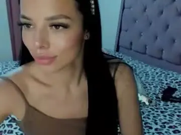 Chaturbate Live Sex Cam of valen_brown