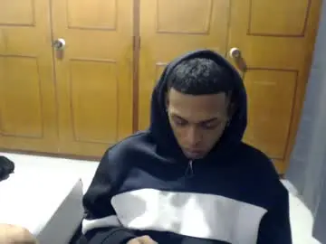 Chaturbate Live Sex Cam of alpha_bs03