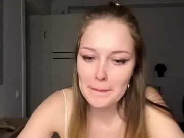 Chaturbate Live Sex Cam of helen__eve