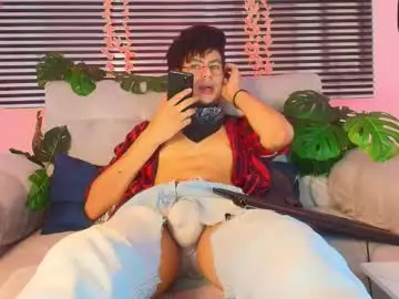 Chaturbate Private Sex Chat of thiiagosaeenz