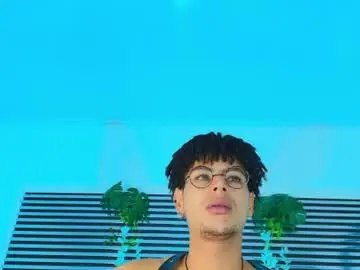 Chaturbate Nude Webcam of thiiagosaeenz
