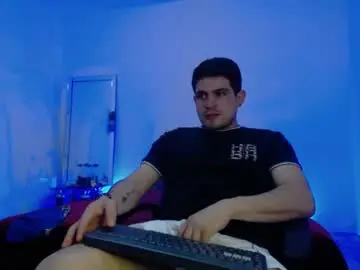 Chaturbate Live Sex Cam of william_steel_