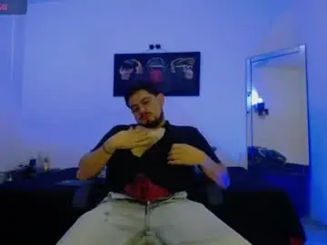 Chaturbate Live Sex Cam of william_steel_
