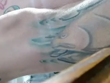 Chaturbate Adult Video Chat of 2dirtyhillbillies