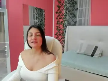 Chaturbate Live Sex Cam of _camilarose