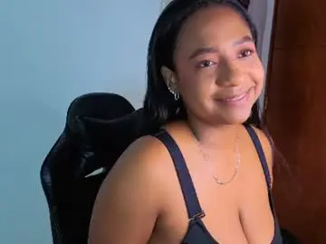 Chaturbate Sex Cam of amara_queen_