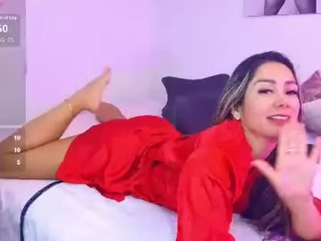 Chaturbate Live Sex Cam of cris__sweetxx