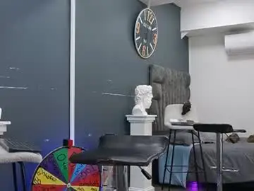 Chaturbate Live Sex Cam of emilio_brandon