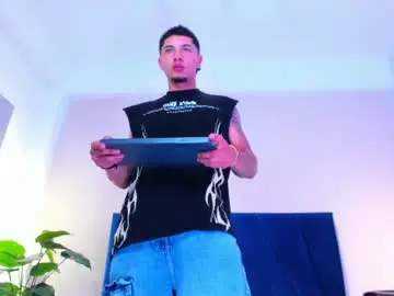 Chaturbate Free Live Porn of justin_gary