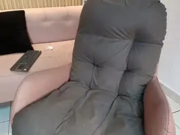 Chaturbate Live Porn of lunamillers_