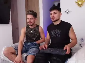 Chaturbate Adult Video Chat of aron_santoro1