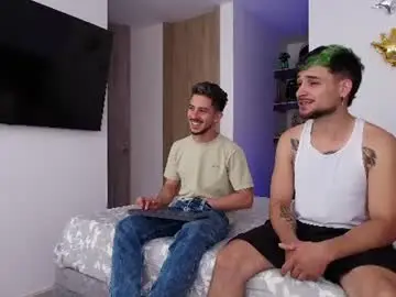 Chaturbate Best live sex cam show of aron_santoro1