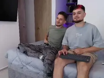 Chaturbate Nude Webcam of aron_santoro1