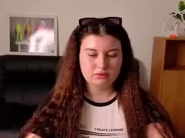 Chaturbate Nude Webcam of katina_deeplou4