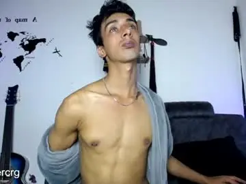 Chaturbate Live Sex Cam of seth_swet