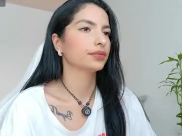 Chaturbate Adult Video Chat of almatease