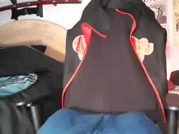 Chaturbate Free Live Porn of easybreezy20