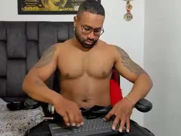 Chaturbate Free Live Porn of matt_rodriguez92