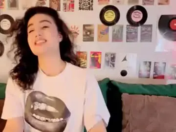 Chaturbate Live Porn of maya_rogerss