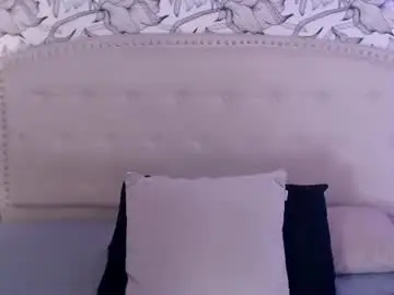Chaturbate Live Sex Cam of venusandrea29