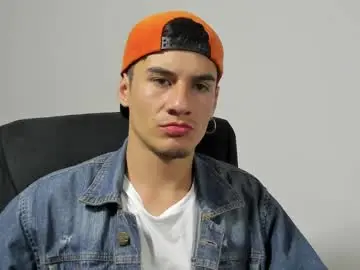 Chaturbate Nude Webcam of dominic_radccliffe