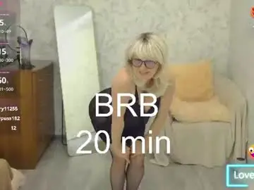 Chaturbate Live Sex of hornynikkishy_