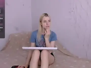 Chaturbate Live Sex Cam of mailin_harrington