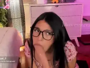 Chaturbate Best live sex cam show of missesmeralda