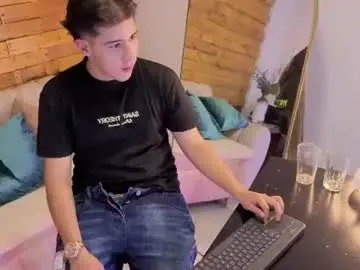 Chaturbate Best live sex cam show of sam_vitali