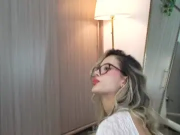 Chaturbate Sex Cam of sophia_loreenn
