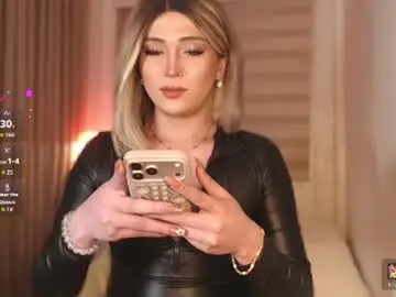 Chaturbate Live Sex Cam of violetversacexx