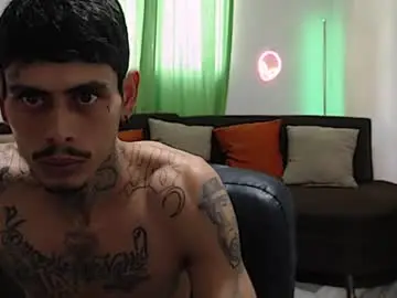 Chaturbate Sex Chat of alpha_zom