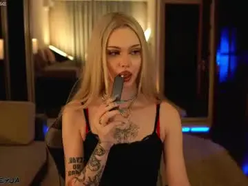 Chaturbate Sex Cam of manifreyja