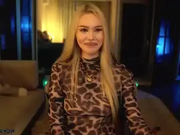 Chaturbate Free Porn Cam of manifreyja