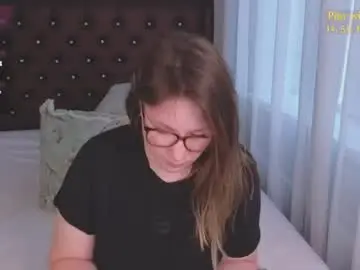 Chaturbate Sex Cam of cute_darina