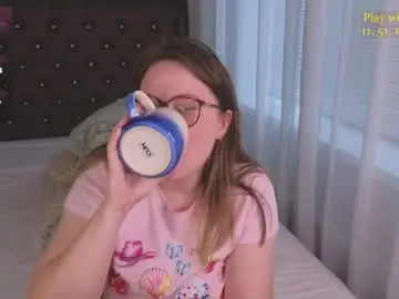 Chaturbate Adult Webcams of cute_darina