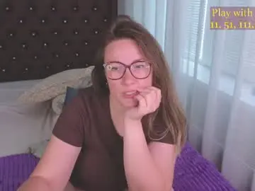 Chaturbate Adult Webcam of cute_darina