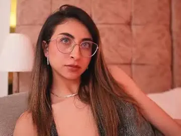 Chaturbate Sex Chat of emmaclark__