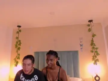 Chaturbate Best live sex cam show of frida_and_love