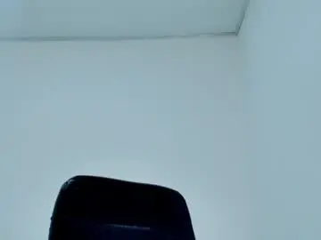 Chaturbate Watch Live Sex Cams of gia_white01