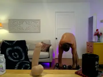 Chaturbate Best live sex cam show of hippiezen