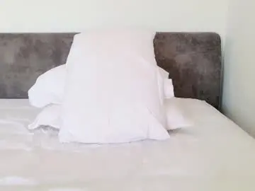 Chaturbate Free Porn Cam of little_red_diamond