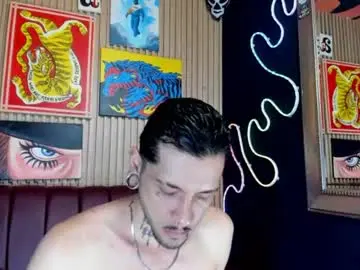 Chaturbate Best live sex cam show of murdockh