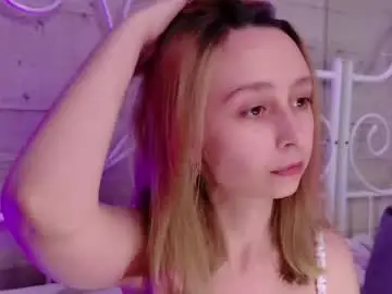 Chaturbate Live Sex Cam of sweatee_fluff